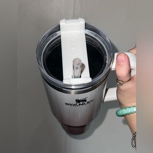 Stanley 40oz tumbler